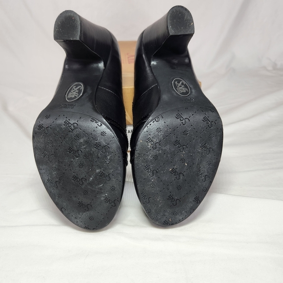 Sofft Black Heels 3" Size 6.5 Loafer Style - Picture 9 of 13